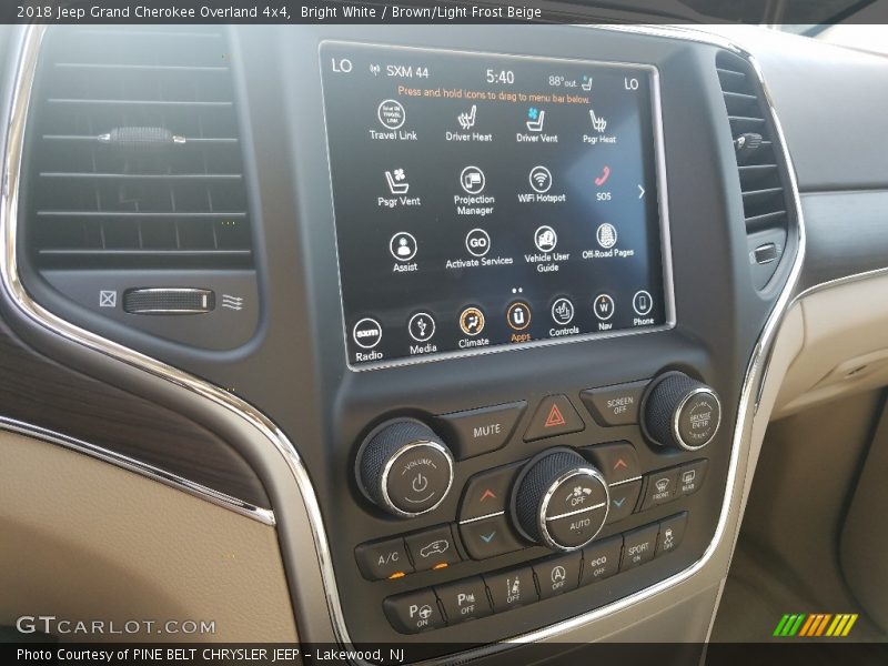 Bright White / Brown/Light Frost Beige 2018 Jeep Grand Cherokee Overland 4x4