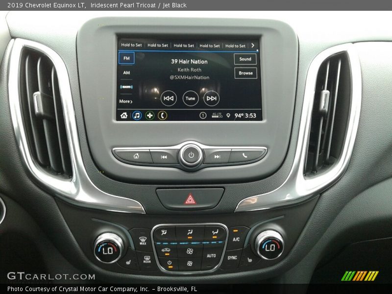 Iridescent Pearl Tricoat / Jet Black 2019 Chevrolet Equinox LT
