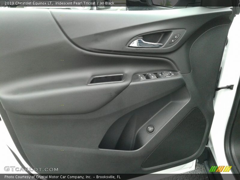 Iridescent Pearl Tricoat / Jet Black 2019 Chevrolet Equinox LT
