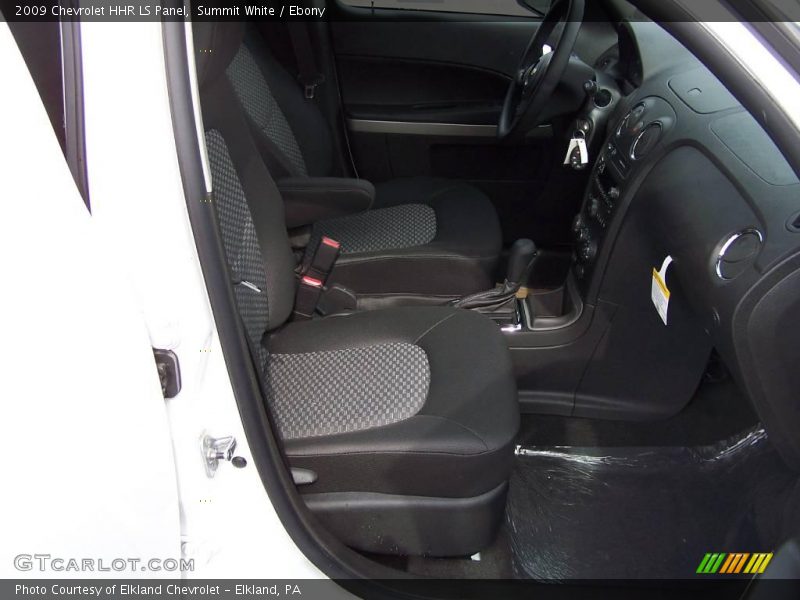 Summit White / Ebony 2009 Chevrolet HHR LS Panel