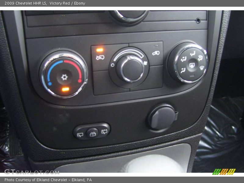 Victory Red / Ebony 2009 Chevrolet HHR LS