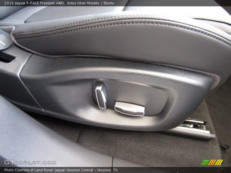 Indus Silver Metallic / Ebony 2019 Jaguar F-PACE Premium AWD