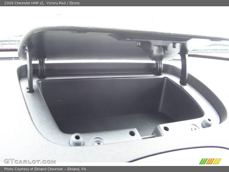 Victory Red / Ebony 2009 Chevrolet HHR LS