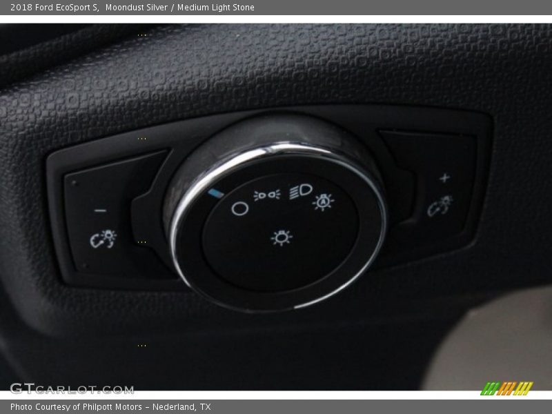 Moondust Silver / Medium Light Stone 2018 Ford EcoSport S