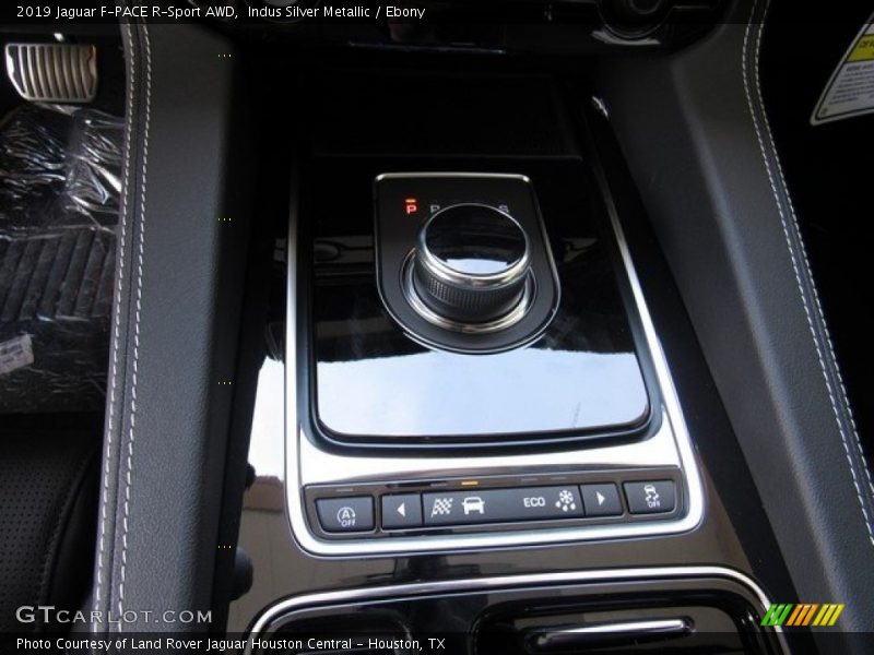 Indus Silver Metallic / Ebony 2019 Jaguar F-PACE R-Sport AWD