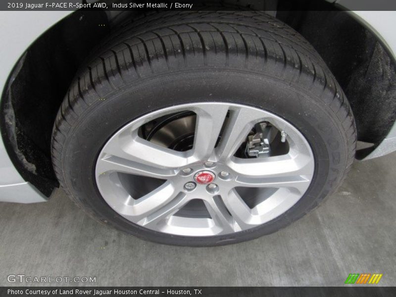 Indus Silver Metallic / Ebony 2019 Jaguar F-PACE R-Sport AWD