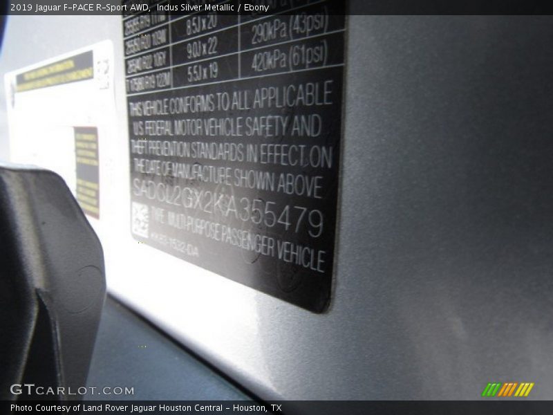 Indus Silver Metallic / Ebony 2019 Jaguar F-PACE R-Sport AWD