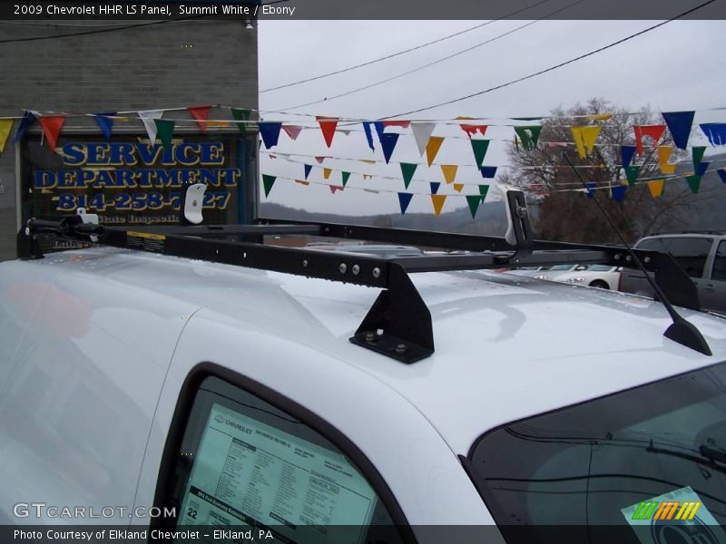 Summit White / Ebony 2009 Chevrolet HHR LS Panel