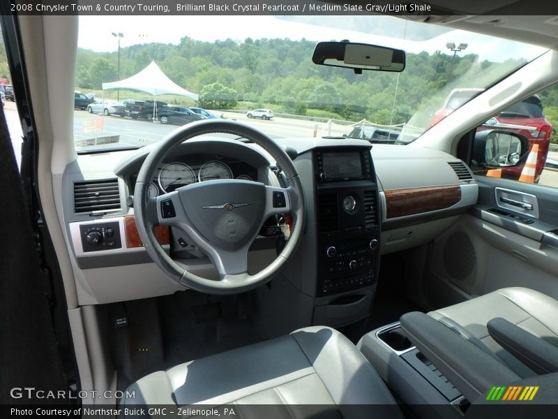 Brilliant Black Crystal Pearlcoat / Medium Slate Gray/Light Shale 2008 Chrysler Town & Country Touring