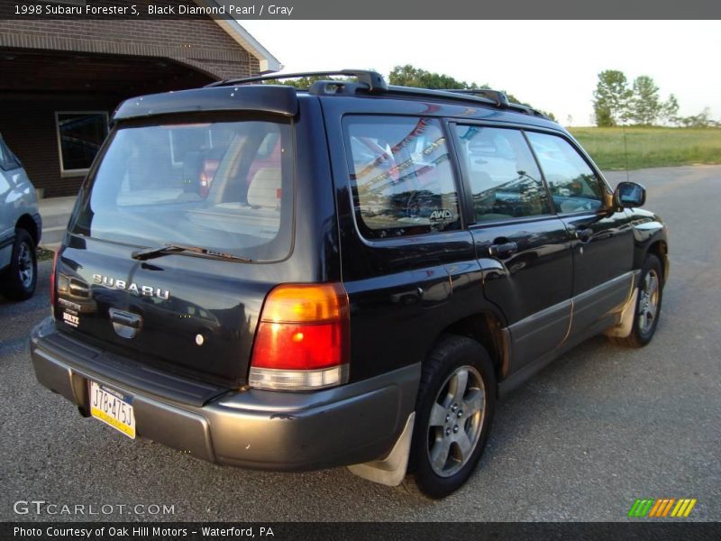 Black Diamond Pearl / Gray 1998 Subaru Forester S