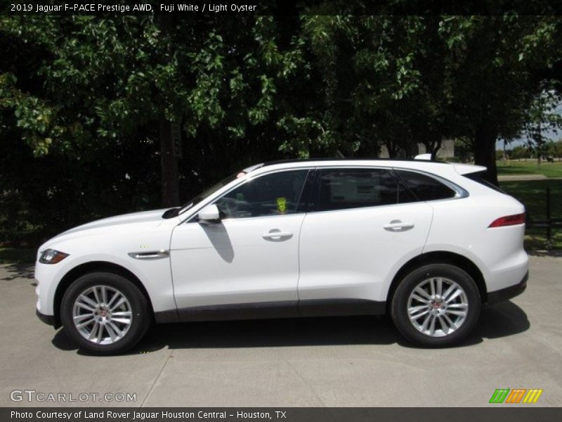 Fuji White / Light Oyster 2019 Jaguar F-PACE Prestige AWD