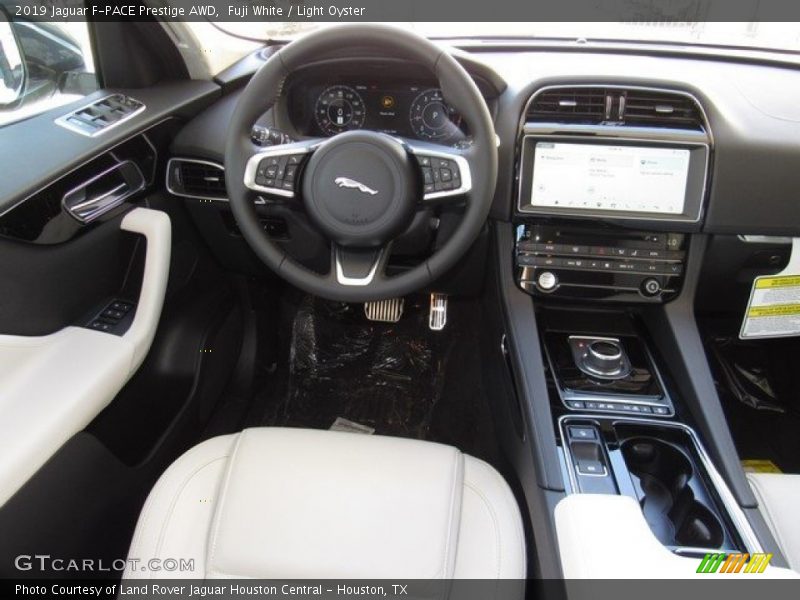 Dashboard of 2019 F-PACE Prestige AWD