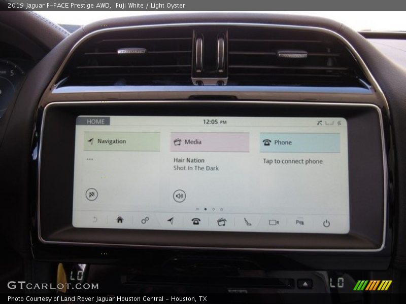 Fuji White / Light Oyster 2019 Jaguar F-PACE Prestige AWD