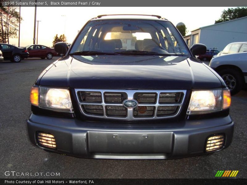Black Diamond Pearl / Gray 1998 Subaru Forester S