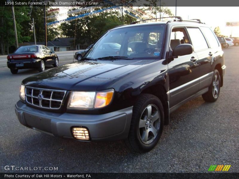 Black Diamond Pearl / Gray 1998 Subaru Forester S