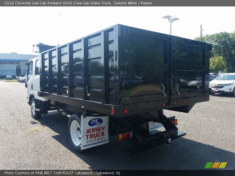Summit White / Pewter 2018 Chevrolet Low Cab Forward 4500 Crew Cab Stake Truck