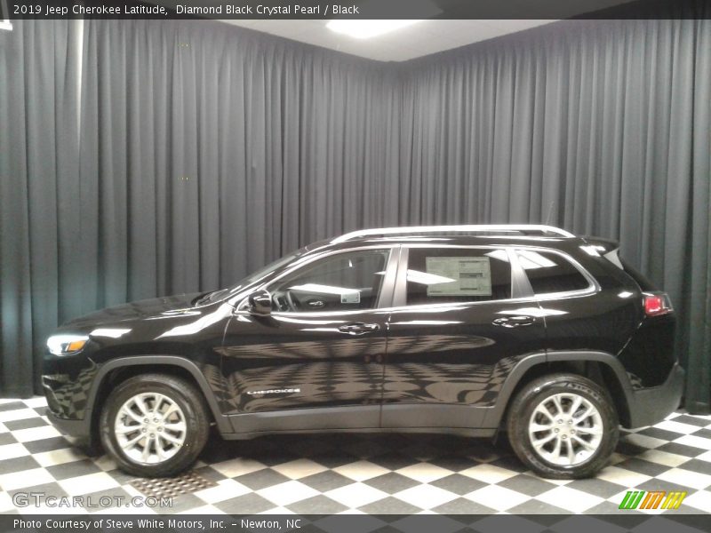 Diamond Black Crystal Pearl / Black 2019 Jeep Cherokee Latitude