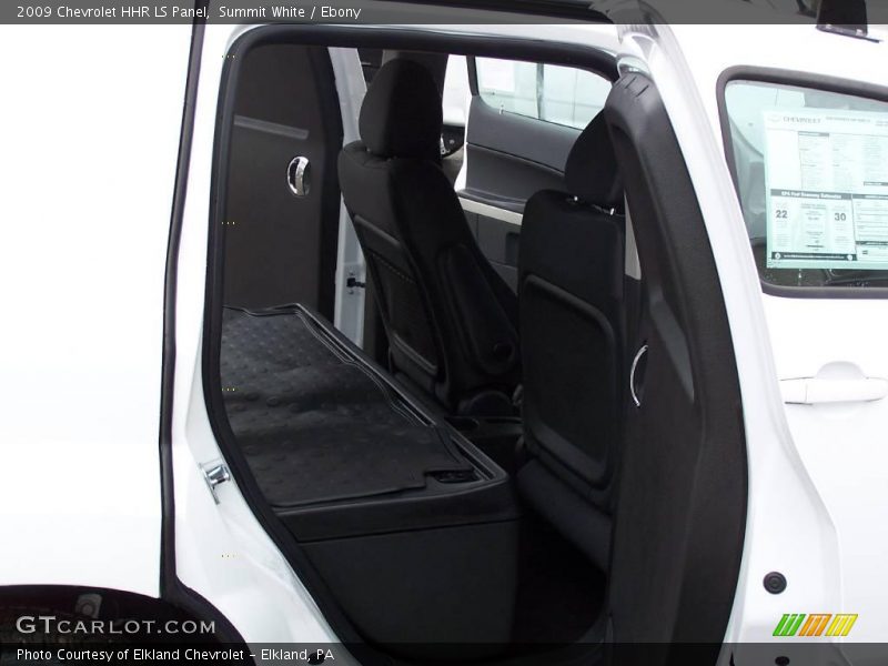 Summit White / Ebony 2009 Chevrolet HHR LS Panel