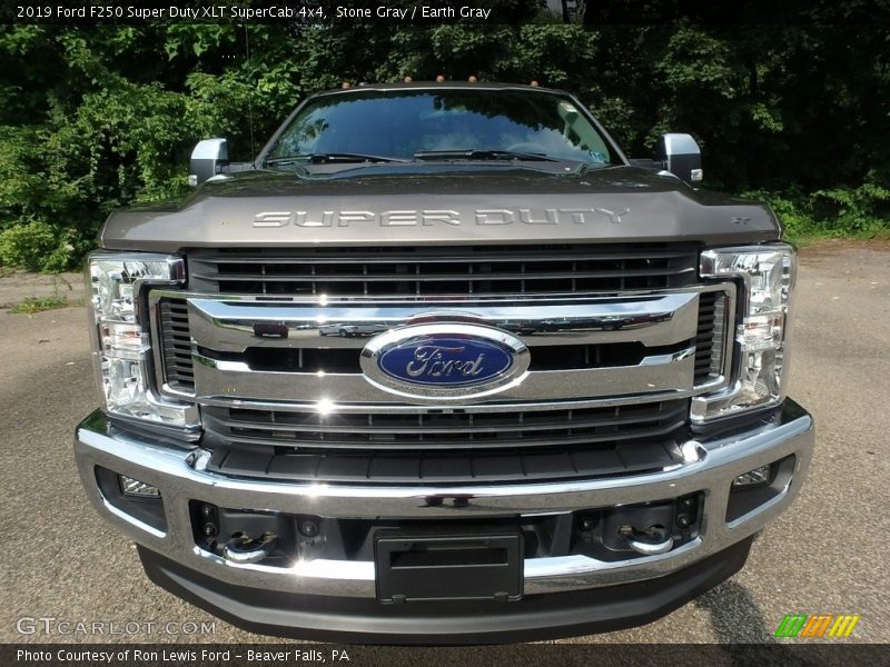 Stone Gray / Earth Gray 2019 Ford F250 Super Duty XLT SuperCab 4x4