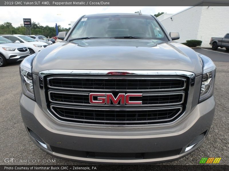 Pepperdust Metallic / Cocoa/Dune 2019 GMC Yukon SLT 4WD