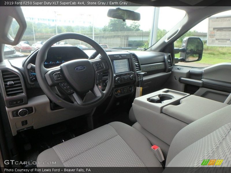 Stone Gray / Earth Gray 2019 Ford F250 Super Duty XLT SuperCab 4x4