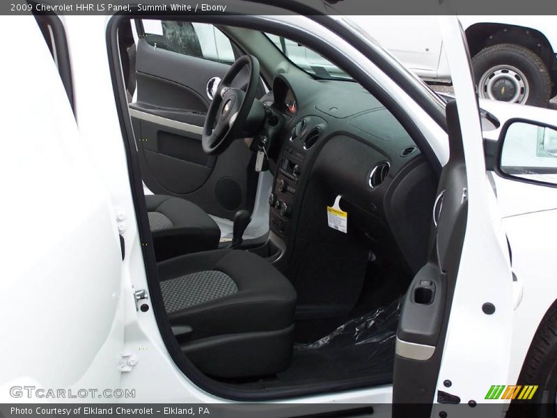 Summit White / Ebony 2009 Chevrolet HHR LS Panel