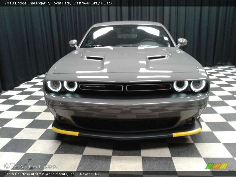Destroyer Gray / Black 2018 Dodge Challenger R/T Scat Pack