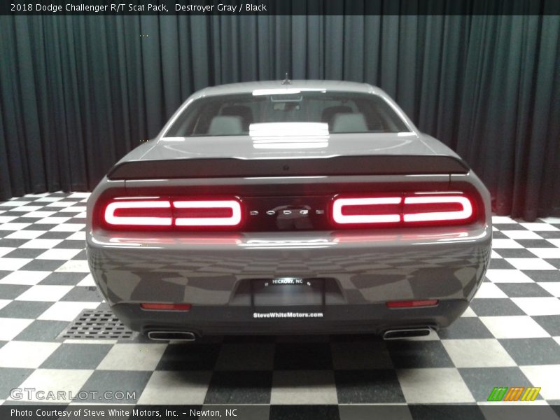 Destroyer Gray / Black 2018 Dodge Challenger R/T Scat Pack