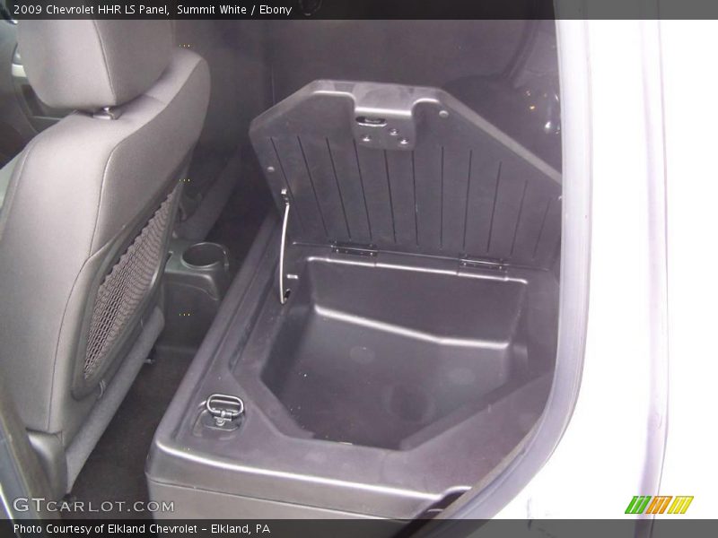 Summit White / Ebony 2009 Chevrolet HHR LS Panel