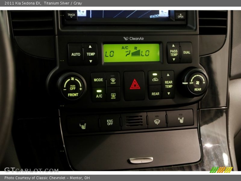 Titanium Silver / Gray 2011 Kia Sedona EX