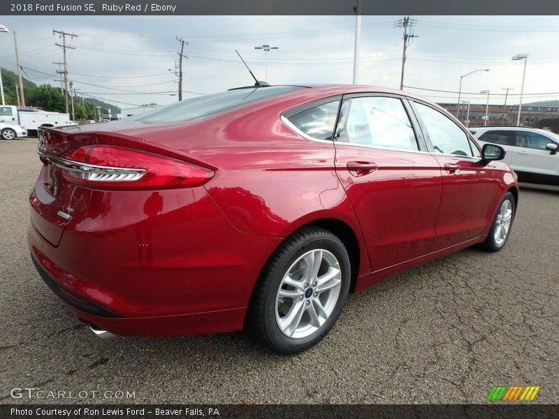 Ruby Red / Ebony 2018 Ford Fusion SE