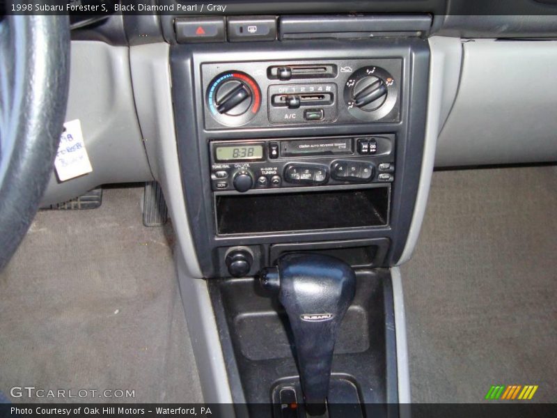 Black Diamond Pearl / Gray 1998 Subaru Forester S