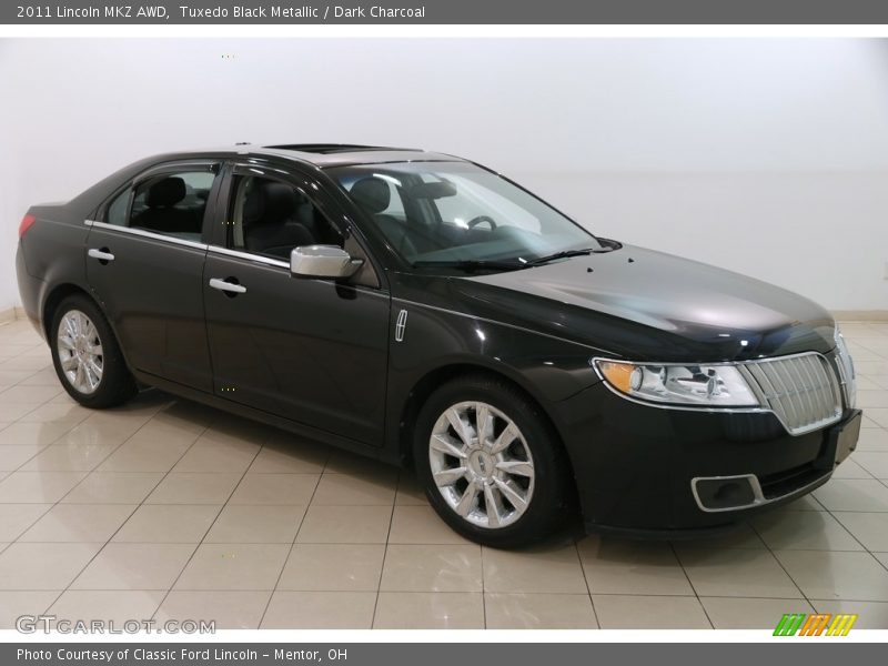 Tuxedo Black Metallic / Dark Charcoal 2011 Lincoln MKZ AWD