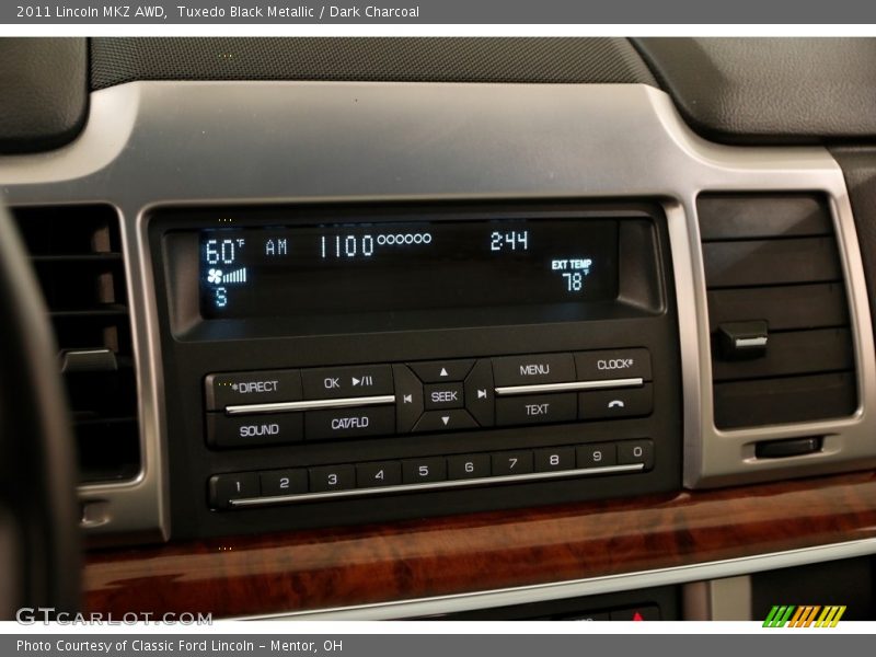 Tuxedo Black Metallic / Dark Charcoal 2011 Lincoln MKZ AWD