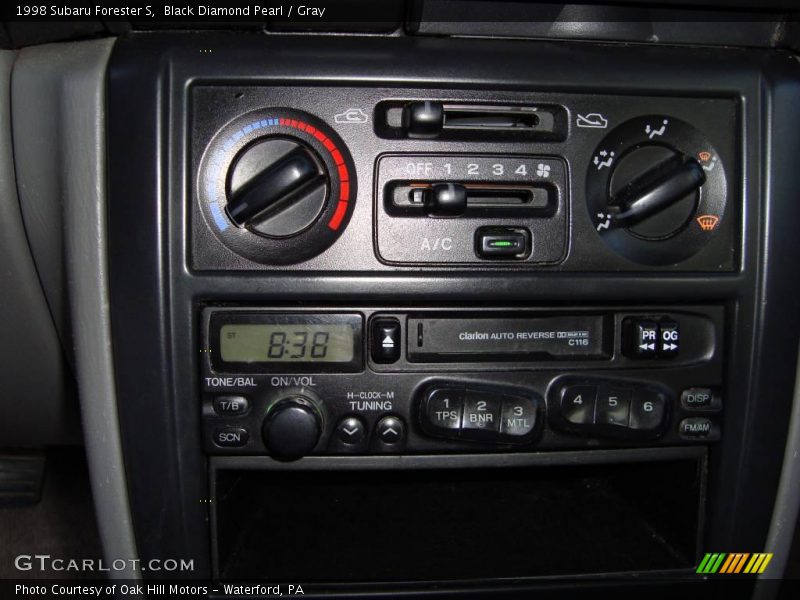 Black Diamond Pearl / Gray 1998 Subaru Forester S
