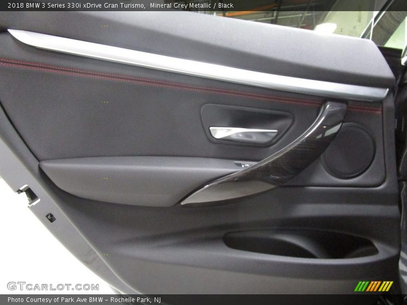 Mineral Grey Metallic / Black 2018 BMW 3 Series 330i xDrive Gran Turismo