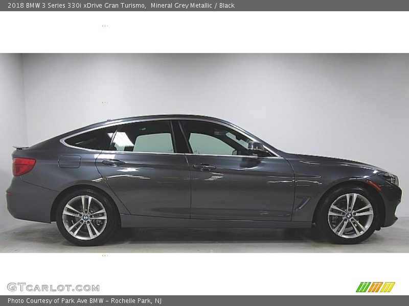 Mineral Grey Metallic / Black 2018 BMW 3 Series 330i xDrive Gran Turismo