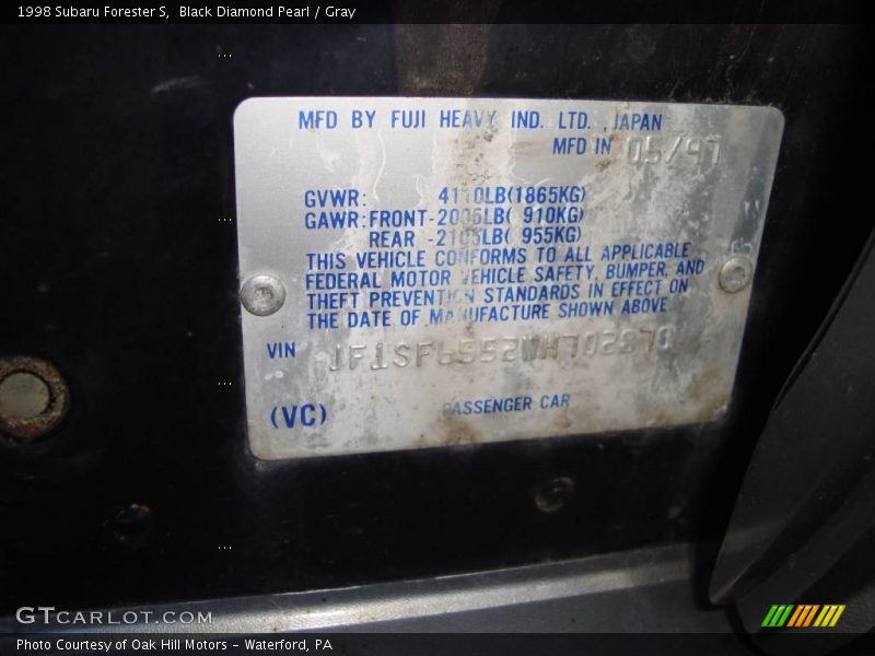 Black Diamond Pearl / Gray 1998 Subaru Forester S