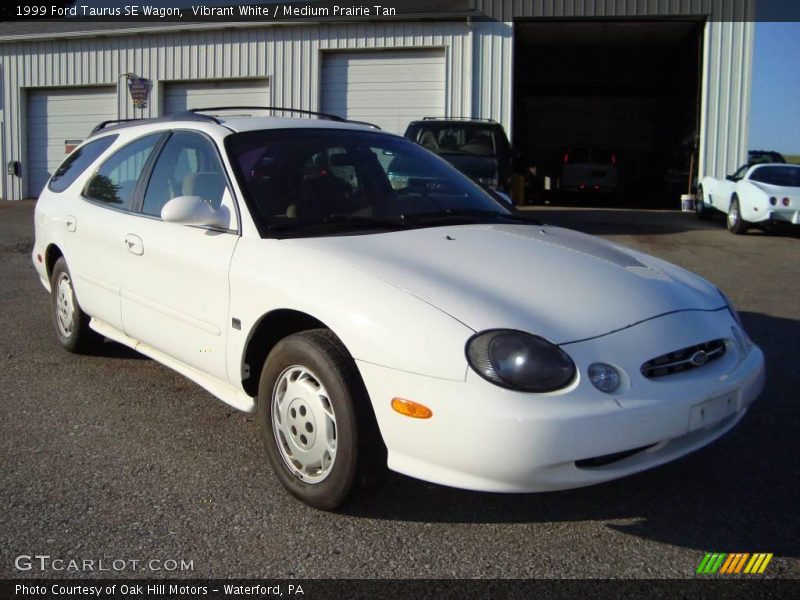 Vibrant White / Medium Prairie Tan 1999 Ford Taurus SE Wagon