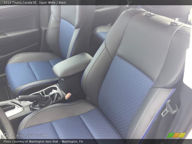 Front Seat of 2019 Corolla SE