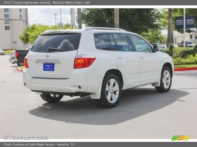 Blizzard White Pearl / Ash 2010 Toyota Highlander Limited