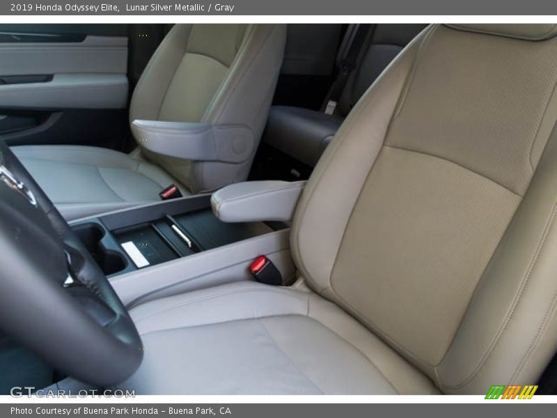 Lunar Silver Metallic / Gray 2019 Honda Odyssey Elite
