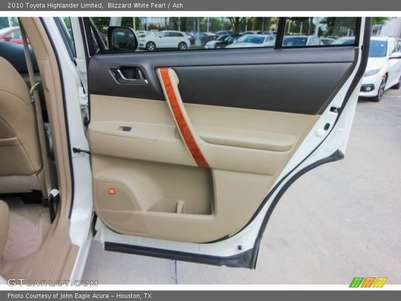 Blizzard White Pearl / Ash 2010 Toyota Highlander Limited