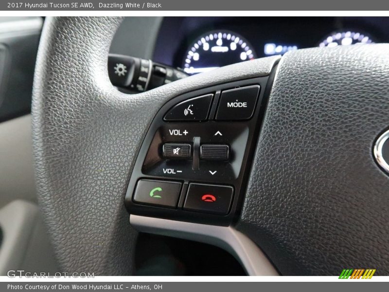 Dazzling White / Black 2017 Hyundai Tucson SE AWD