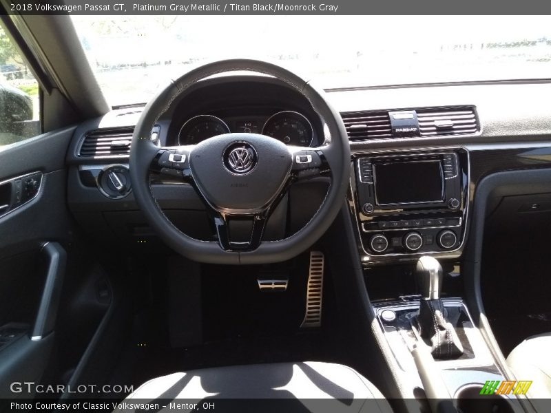 Platinum Gray Metallic / Titan Black/Moonrock Gray 2018 Volkswagen Passat GT
