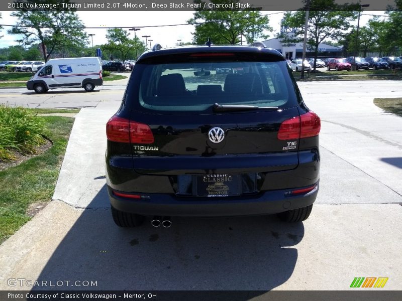 Deep Black Pearl / Charcoal Black 2018 Volkswagen Tiguan Limited 2.0T 4Motion