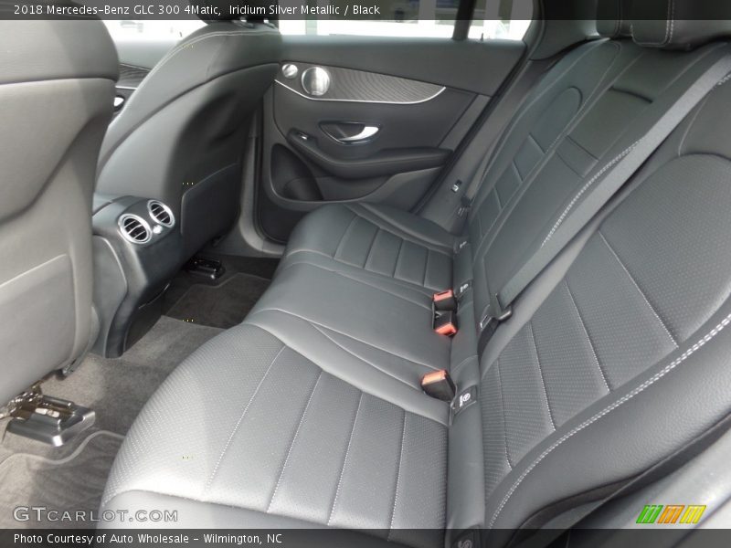 Iridium Silver Metallic / Black 2018 Mercedes-Benz GLC 300 4Matic