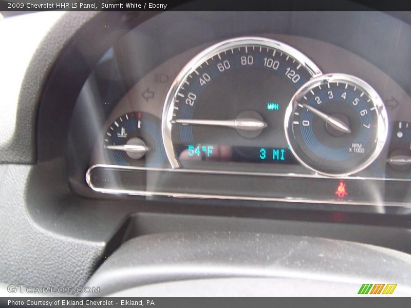 Summit White / Ebony 2009 Chevrolet HHR LS Panel