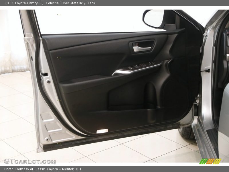 Celestial Silver Metallic / Black 2017 Toyota Camry SE
