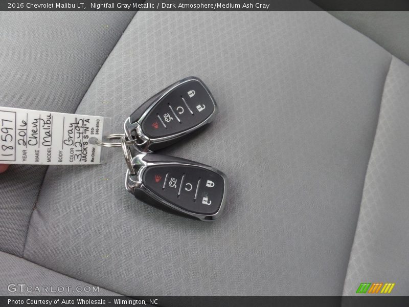 Nightfall Gray Metallic / Dark Atmosphere/Medium Ash Gray 2016 Chevrolet Malibu LT